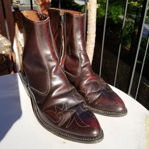 Men's Vintage Embroidered Boots